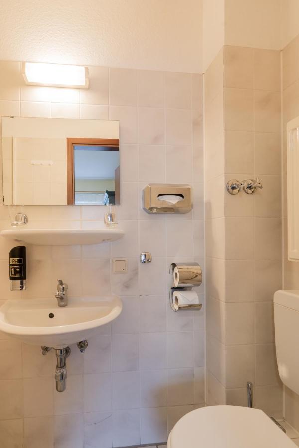 Hotel Dori'S 108 Berlin Kültér fotó