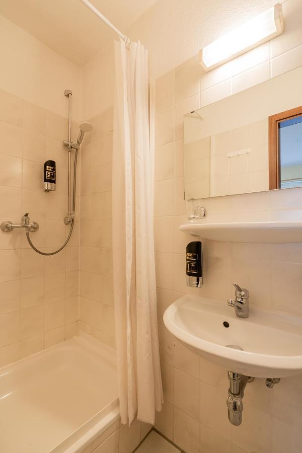 Hotel Dori'S 108 Berlin Kültér fotó
